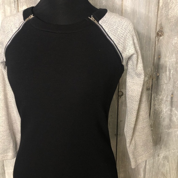 Zipper dress - Picture 2 of 3